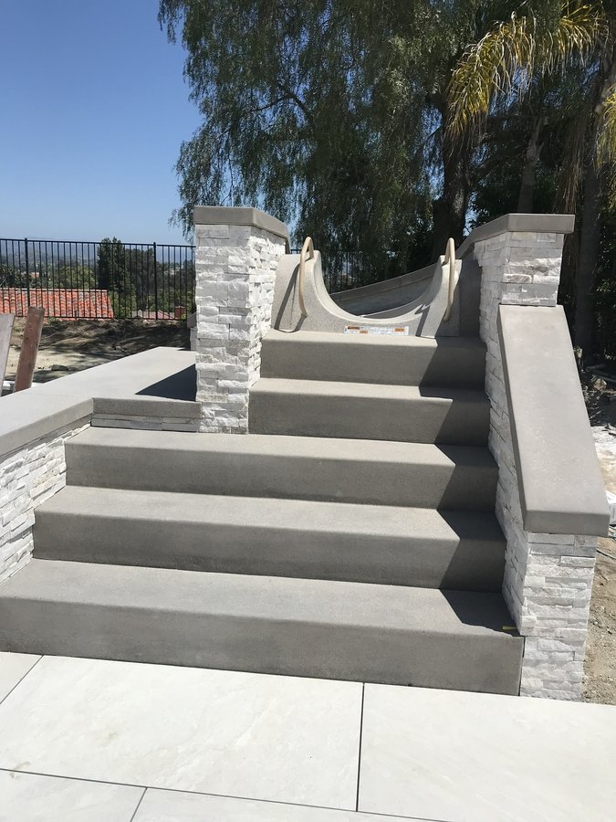 Floating concrete steps